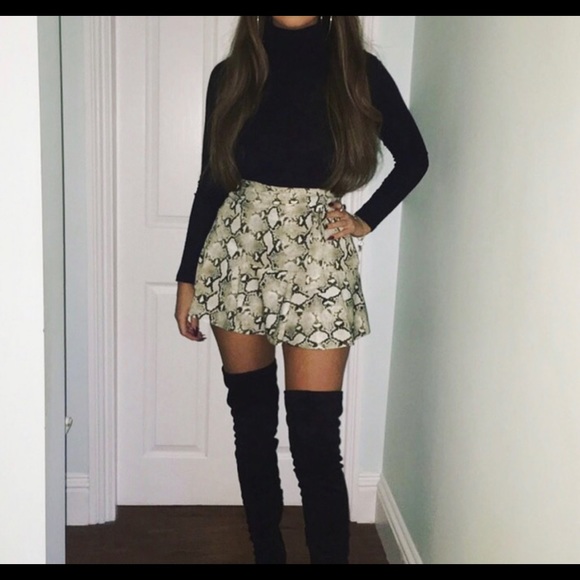 Skort - Picture 2 of 6